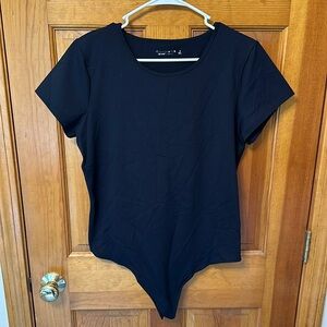 GUC Abercrombie & fitch black short sleeve bodysuit size XL